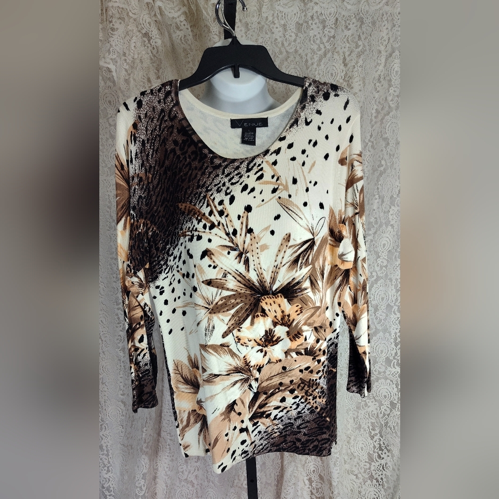 Venue Cream with Brown Floral Sweater NWOT